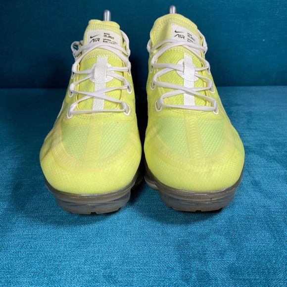 ❌SOLD❌Size 7 - Women’s Nike Air Vapormax Luminous Green shoes - Picture 4 of 9